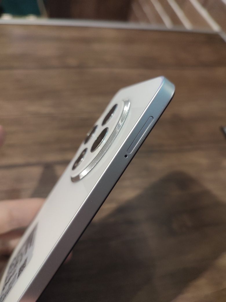 Tecno Spark 30 — 256 ГБ