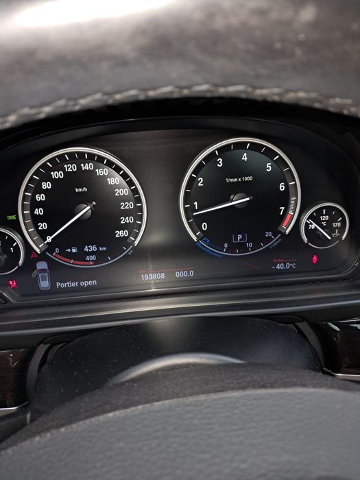 Dezmembrez Bmw F10 / F10 528i 258Cp Culoare B90