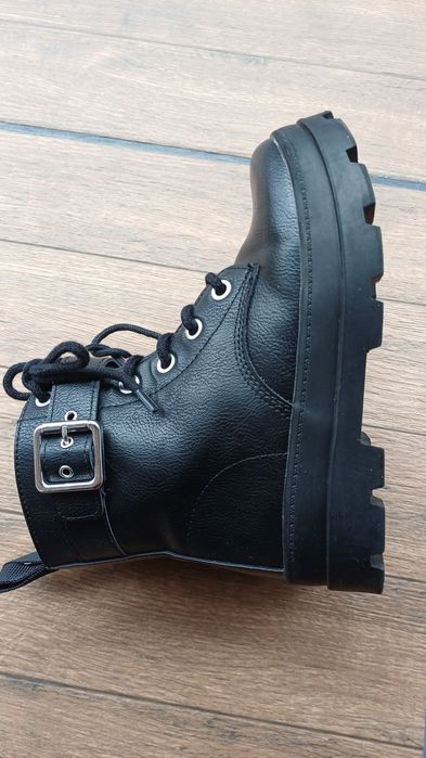 Черни Зимни Ботуши / Боти H&M 30 номер