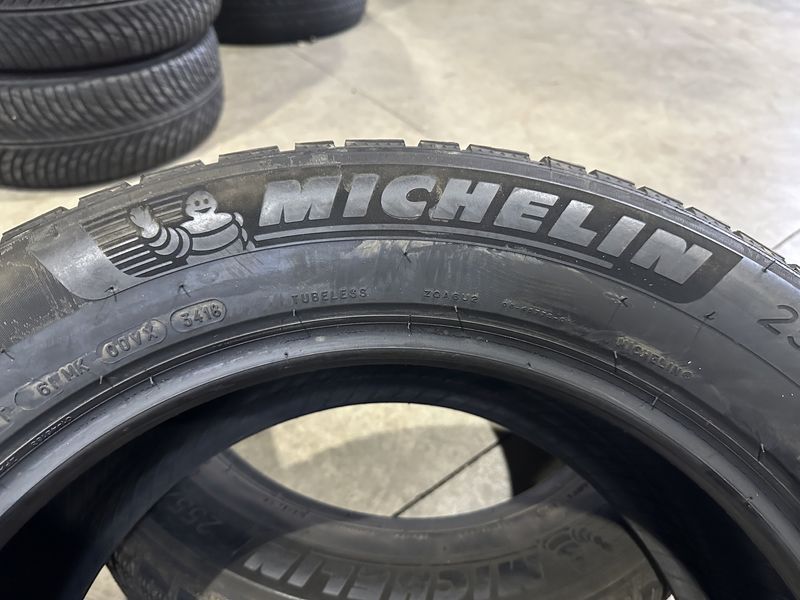 255/55/19 MICHELIN 4бр