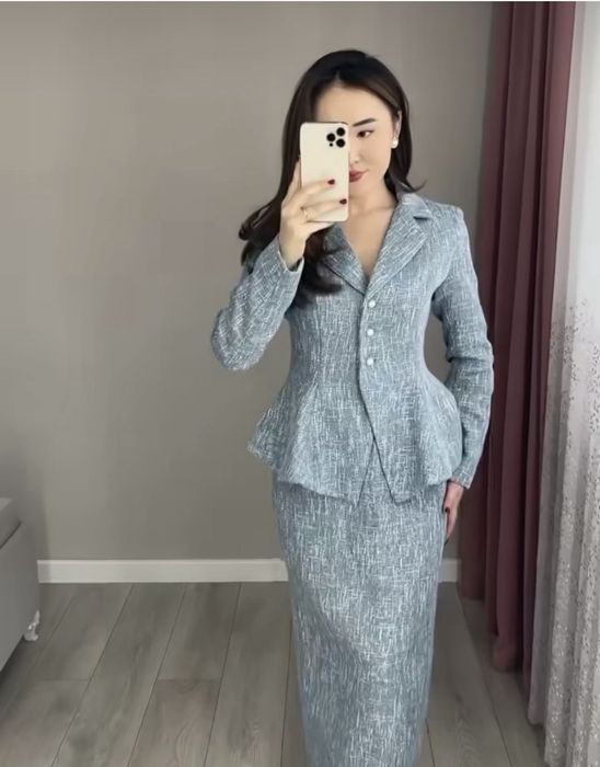 твидовая двойка продаётся женский одежда