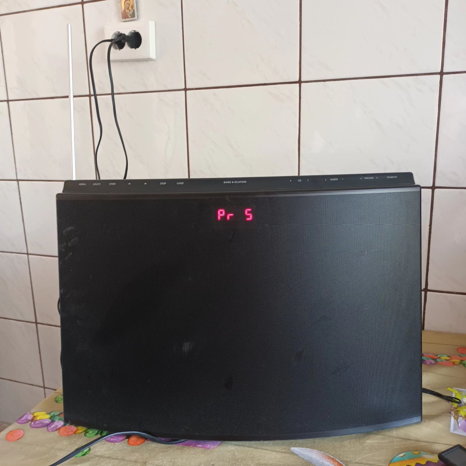 Boxa Bang Olufsen cu radio și cd model Beo Sound  tip 2581