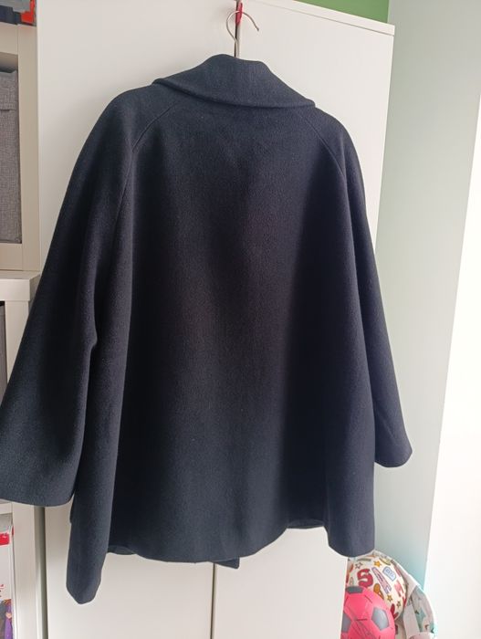 Palton scurt Dolce Gabanna marime S-M