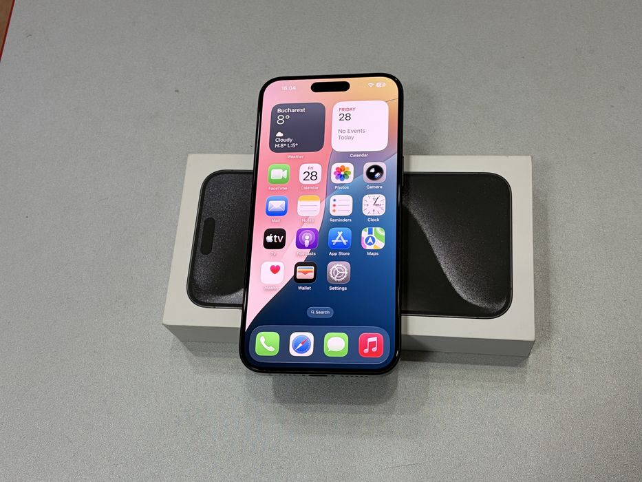 Iphone 15 Pro Max, 256 gb, Black Titanium, la cutie