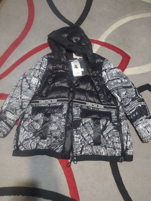 Куртка женская новая р 48,50