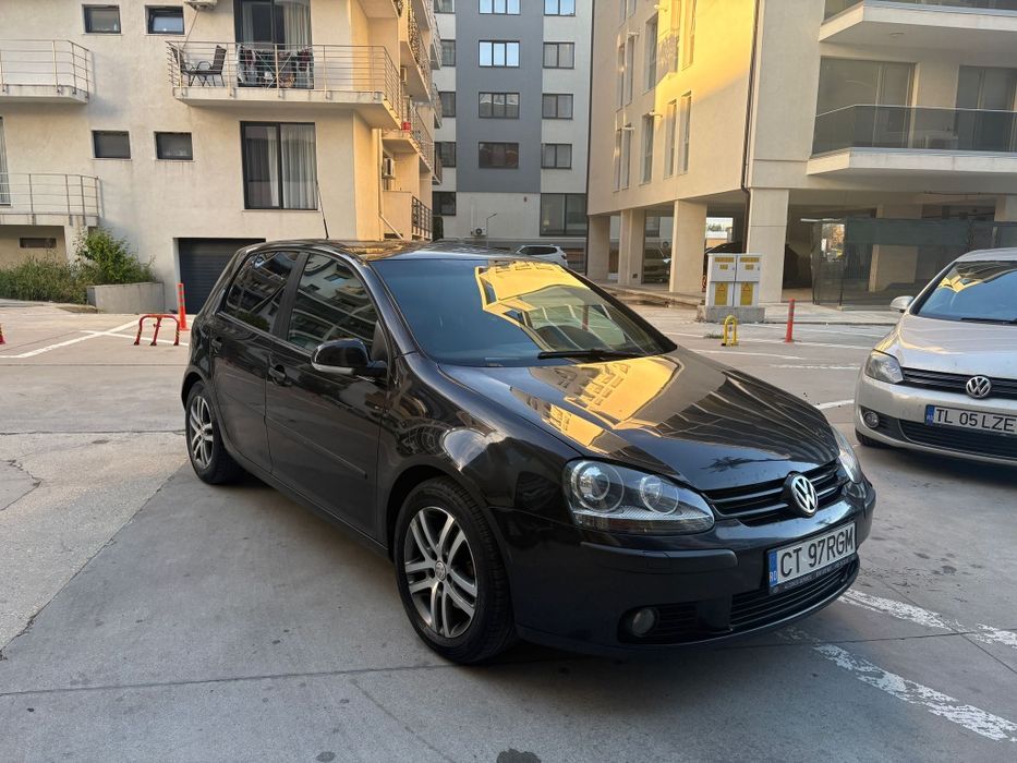 Vand  vw golf  5  1.9 TDi 105 cp