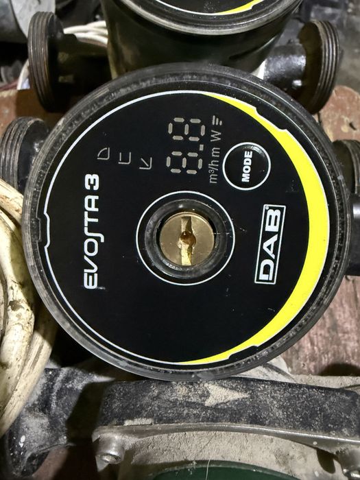 Pompe centrala evosta 3 DAB  la numar 3 bucati si una DAB evosta 2