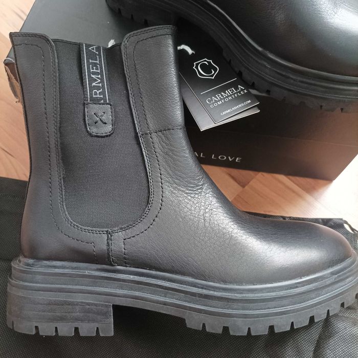 Rifle/Carmela  N38 нови боти-ботуши