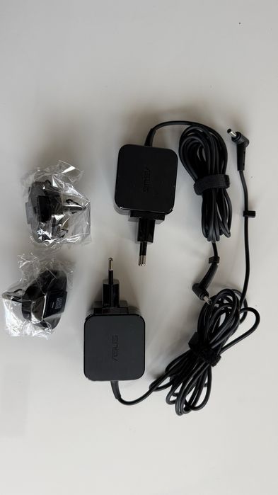 Asus ZenWiFi CT8 меш система 2 броя 3000 Mbps