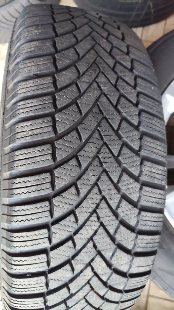 Jante volvo bridgestone 235/60/18