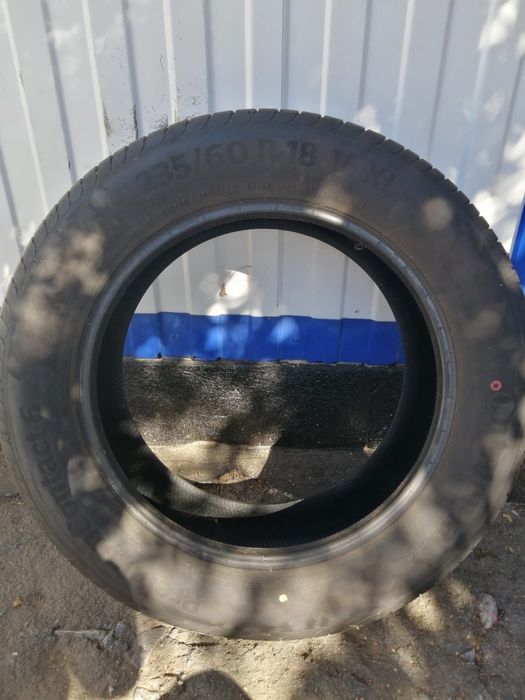 Продам летнюю резину 235 /60 R18