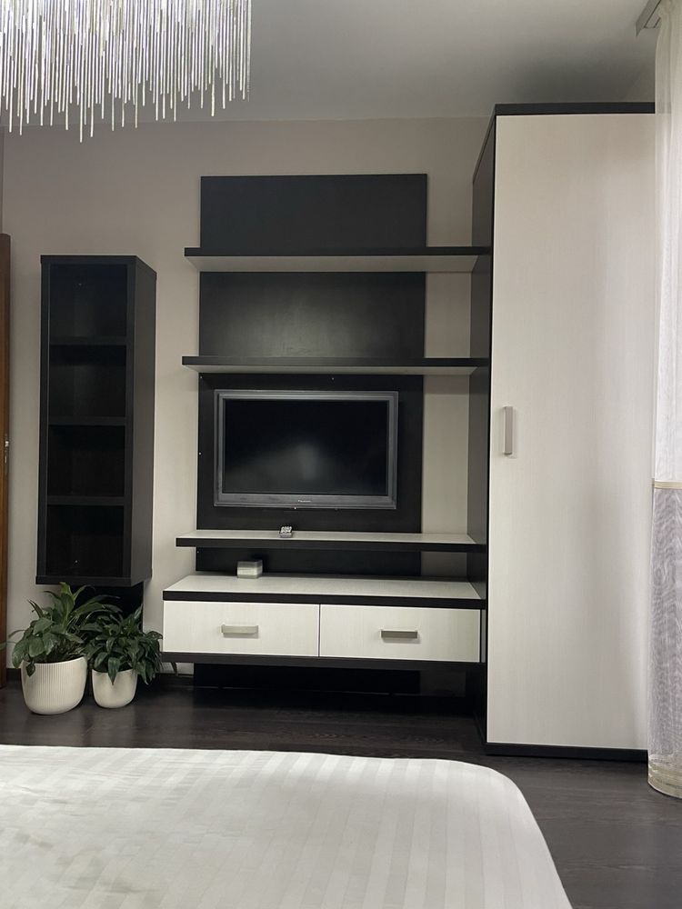 Комплект спалня с телевизор 180/200