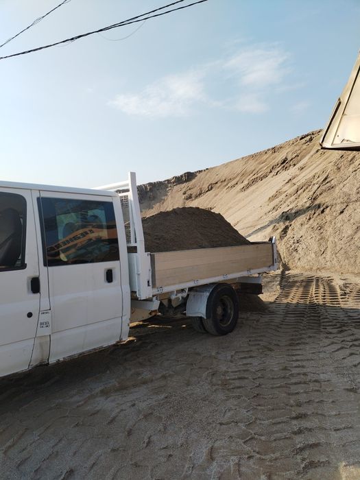 Debarasări mutări nisip sort moloz etc