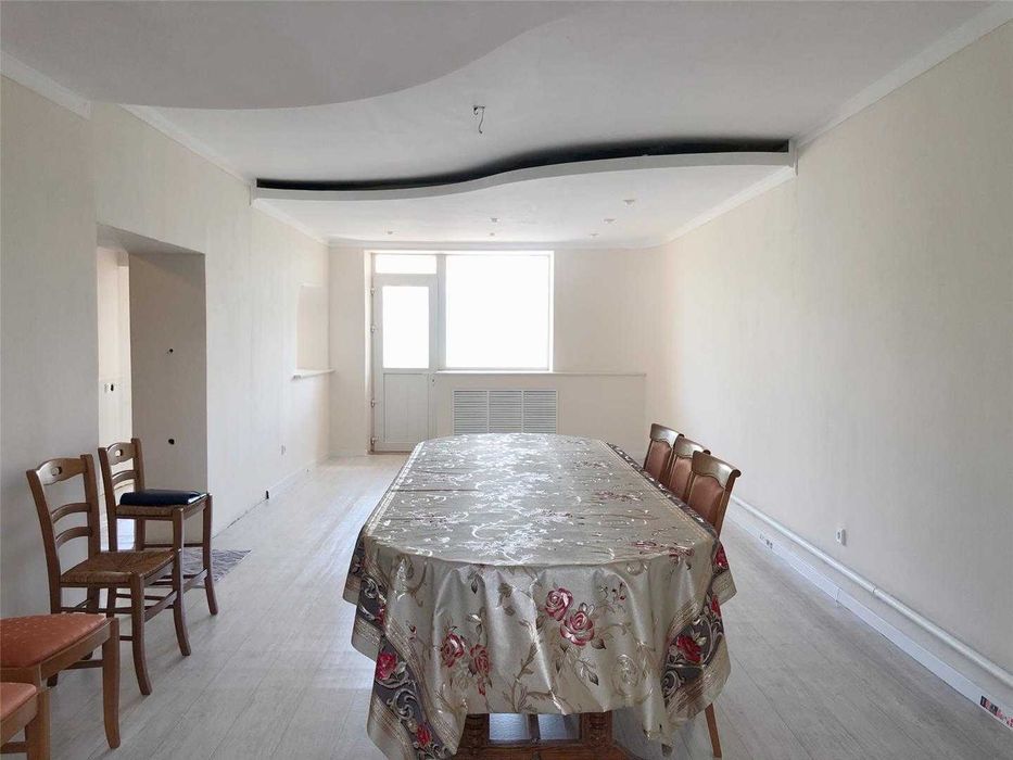 Дом 300 кв.м 2 этажа, по Крупской. ПОМОЩЬ В ПОТЕКЕ!