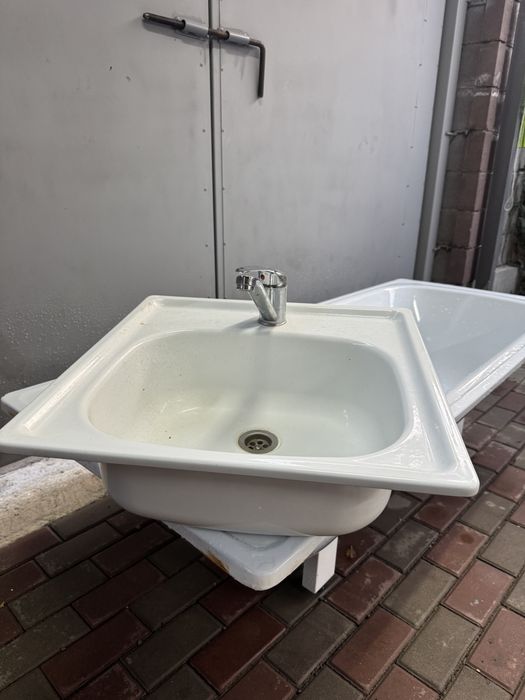 Раковина/ мойка металическая эмалированная