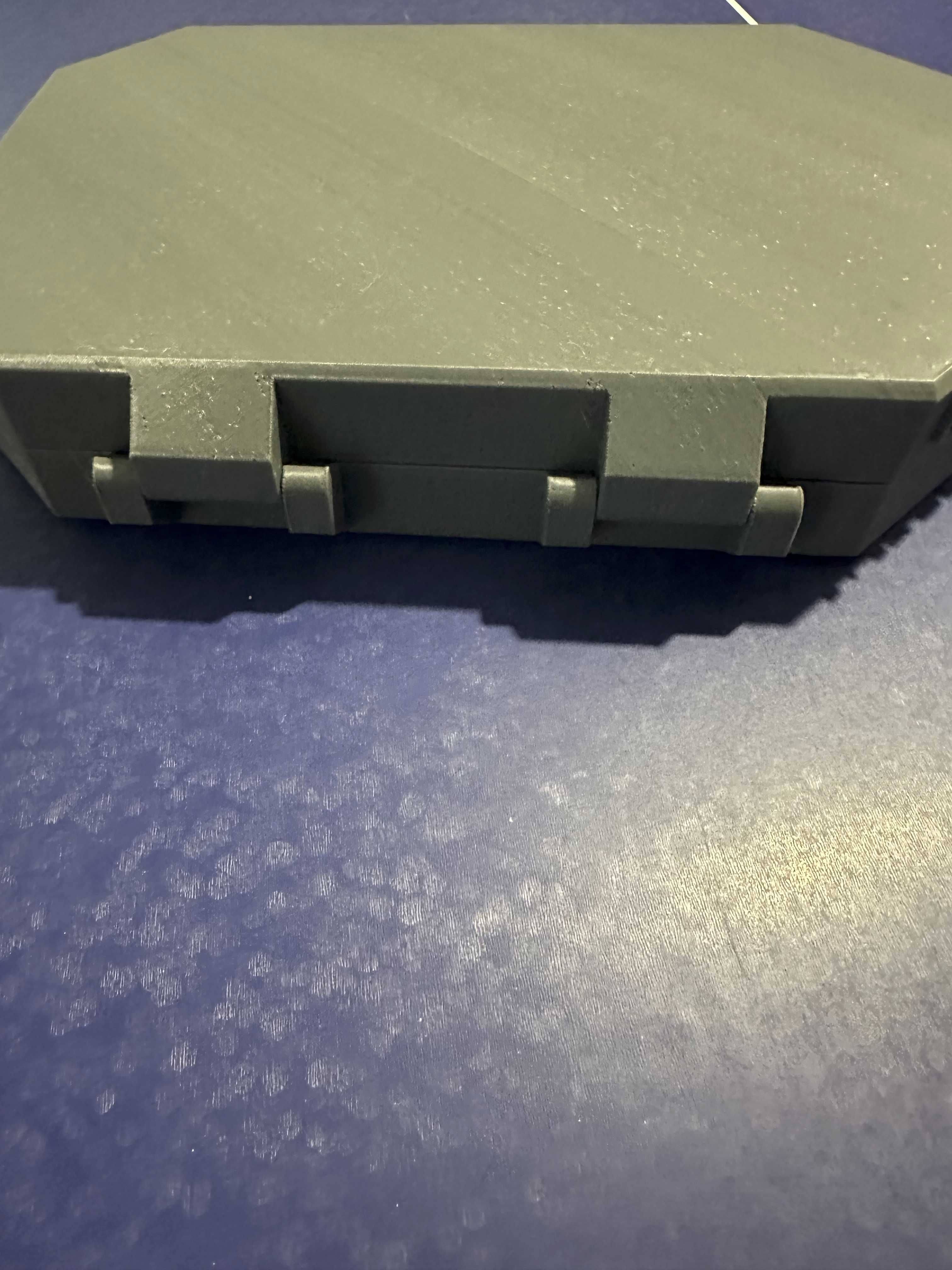 3D принтирана кутия за хилка за тенис на маса