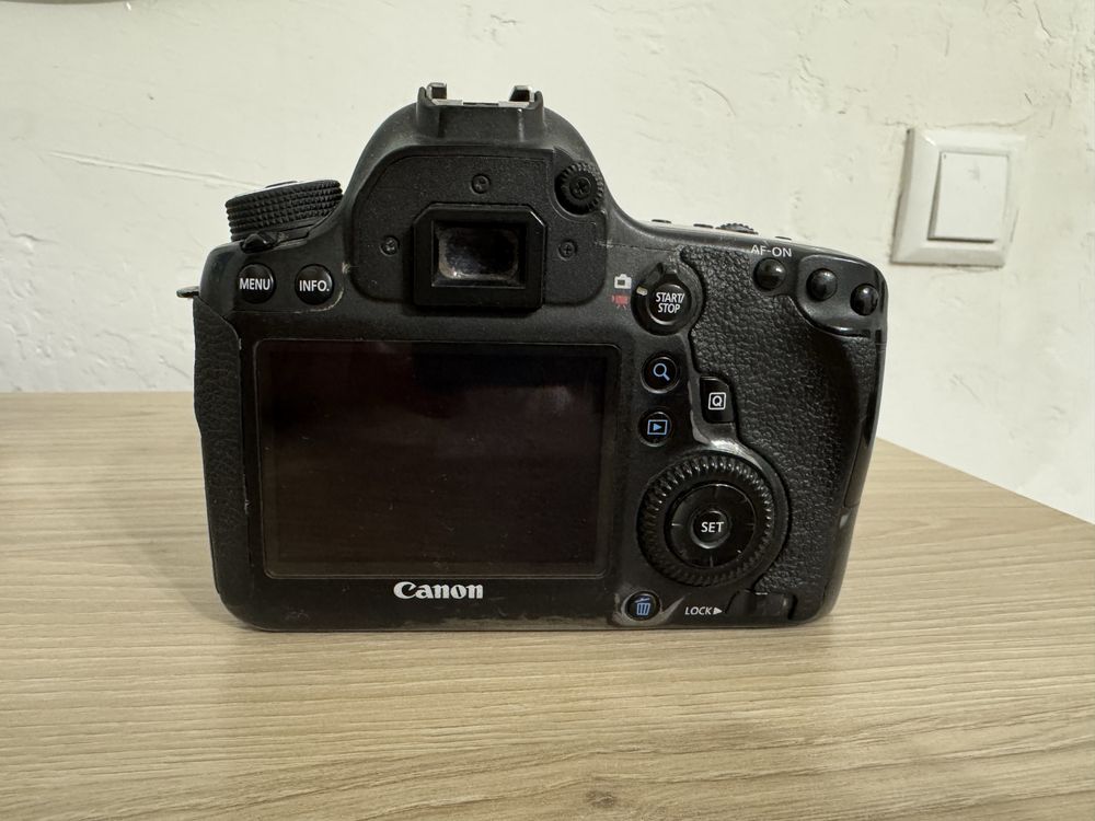 Фотоаппарат Canon 6D
