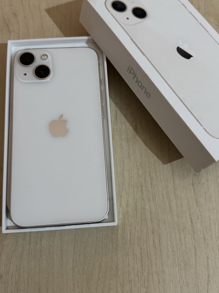 Iphone 13 белый 256 ГБ
