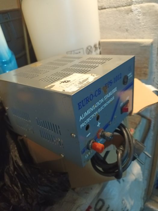 Transformator 12v -[13,8v)cu protecție