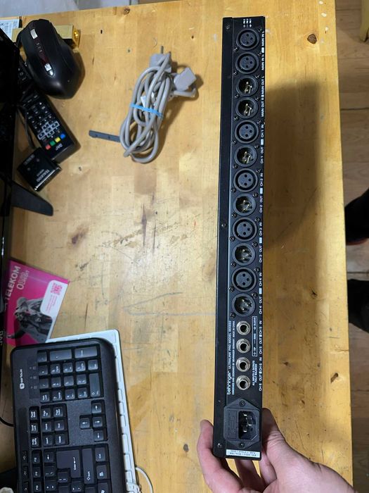 mixer behringer ultralink pro mx882