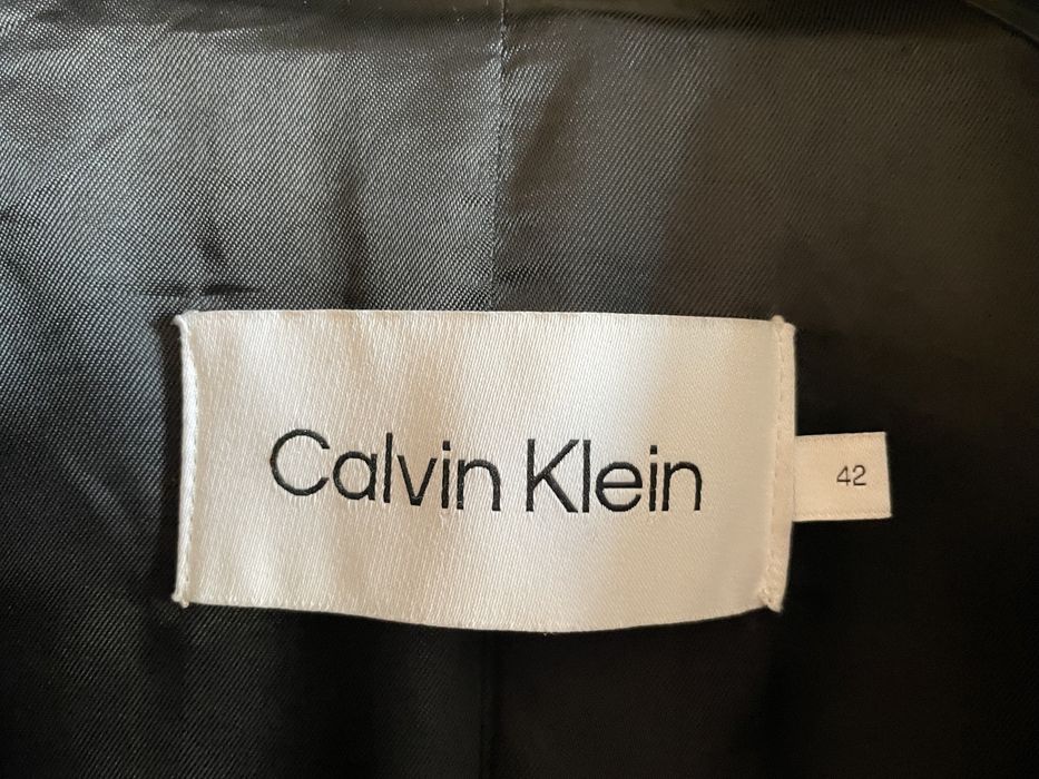 Вълнено дамско палто Calvin Klein