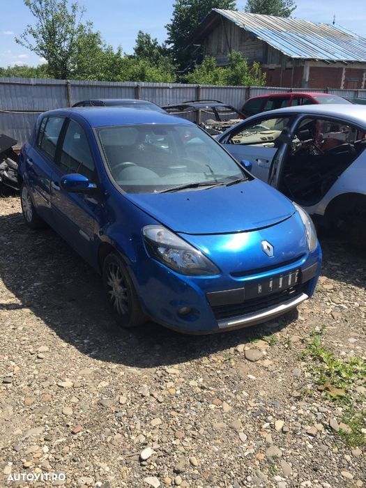 Dezmembrez Renault Captur Kadjar Koleos Clio Megane Laguna Dezmembrez Renault Captur Kadjar