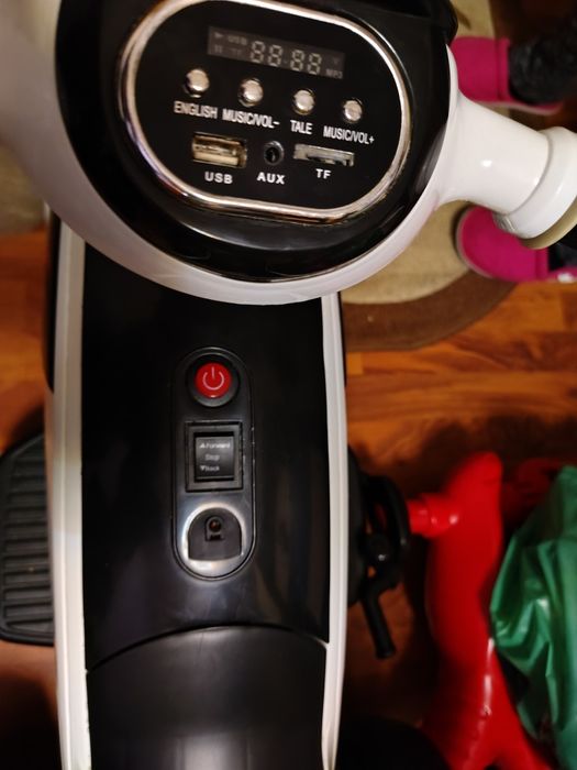 Motocicleta electrica C-toys copii "Space Ship" cu acumulator