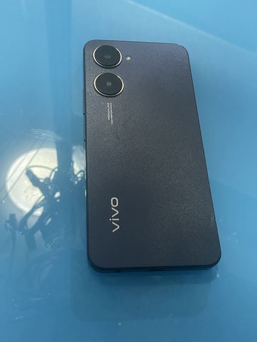Vivo Y03 8/128 продам