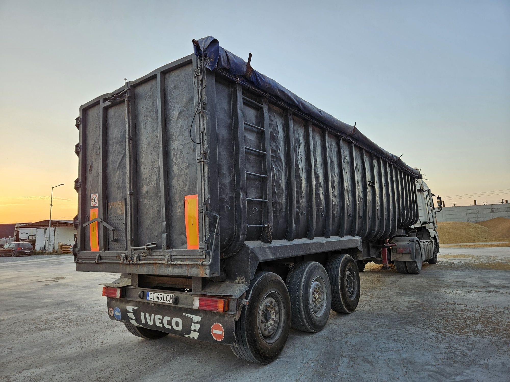 Semiremorca basculabila fier 54mc