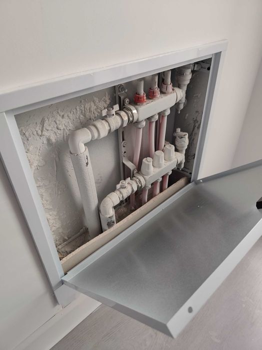 Particular vand garsoniera cu incalzire in pardoseala, loc de parcare