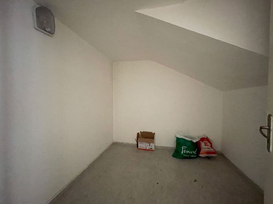 Продава се Магазин в Пловдив, Център - 25 кв.м за 1080 €/кв.м - Снимка #2