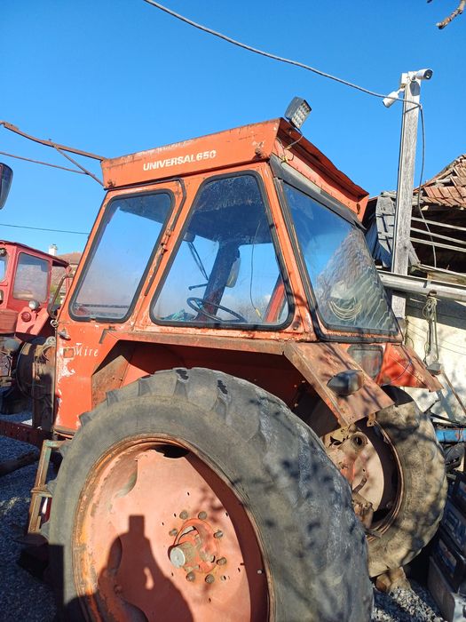 Cabine tractor U 650 trapeze