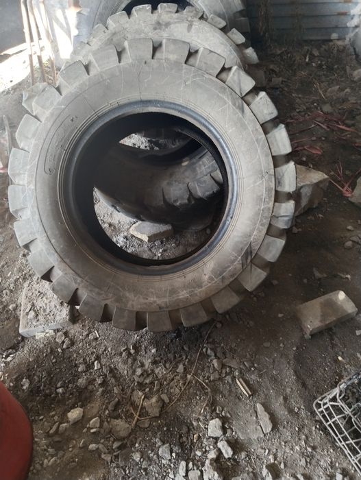 Покрышки на погрузчик 16/70-24