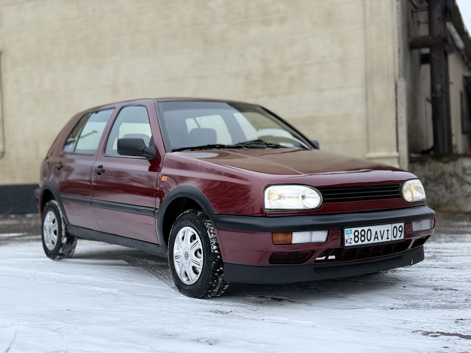 Гольф 3 , 1.8 моно гур!