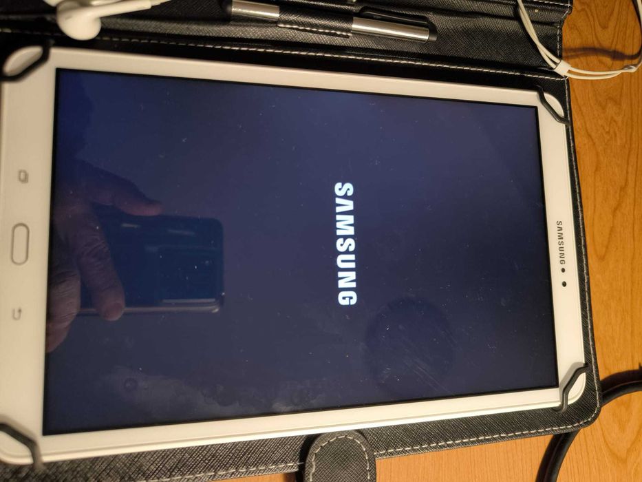 Tableta Samsung Galaxy Tab A6 cu android- neutilizata