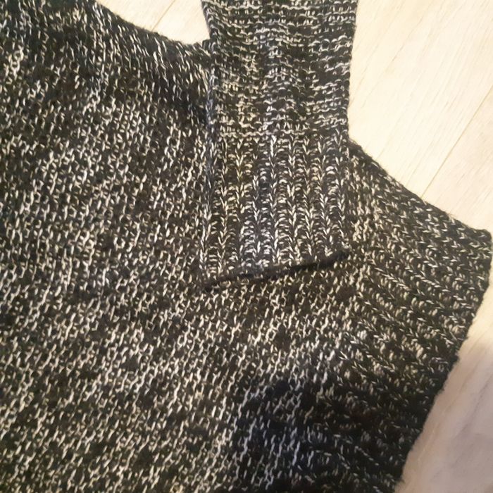 Oferta! Pulover "Terranova ", marimea XS !