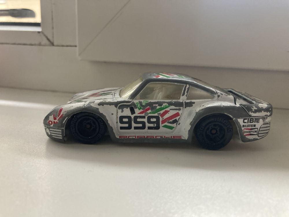 Количка matchbox специална серия porsche 959 1986г 1/38