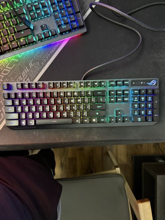 Tastatura Asus ROG Scope RX