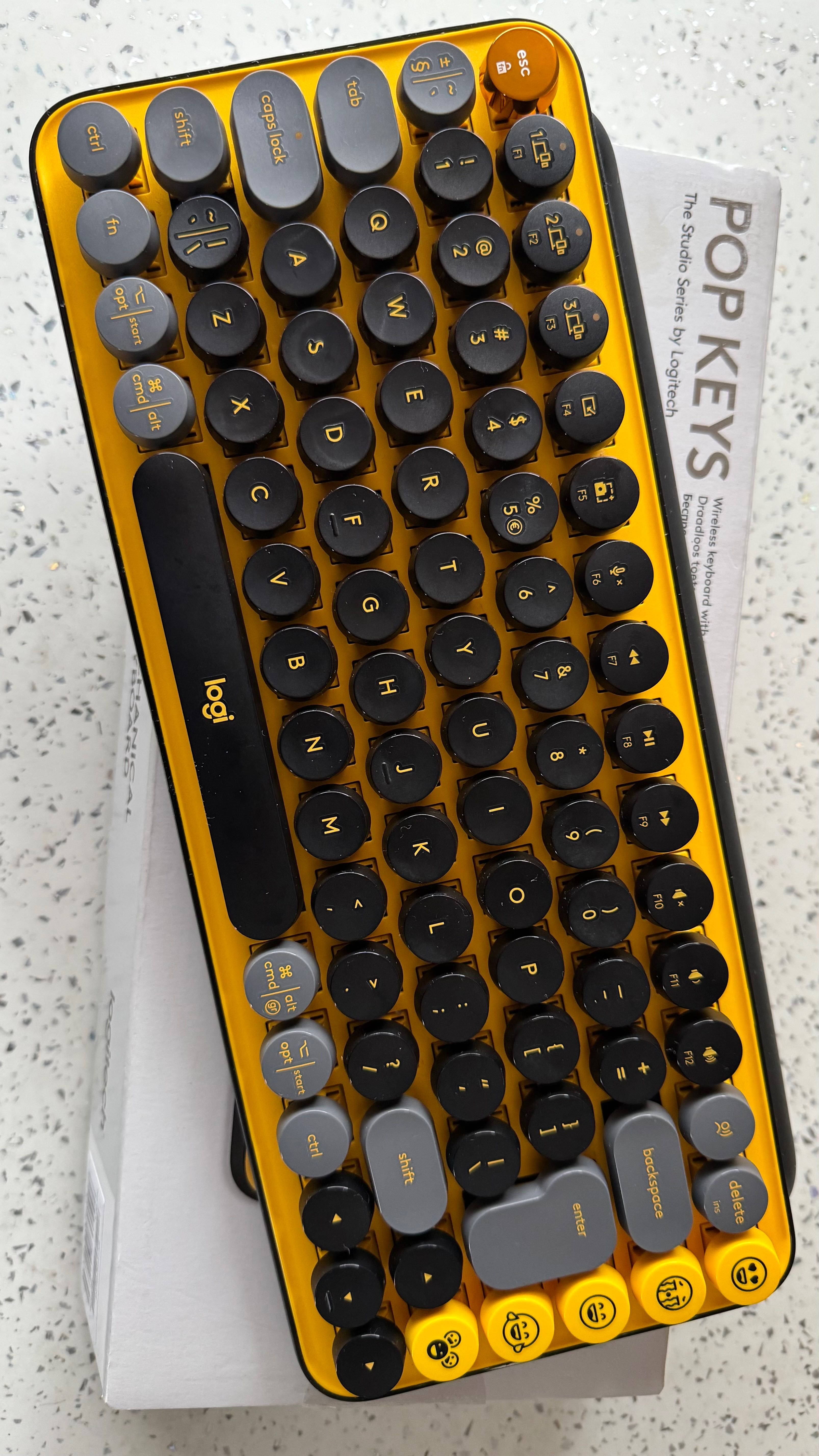 Logitech Pop Keys клавиатура