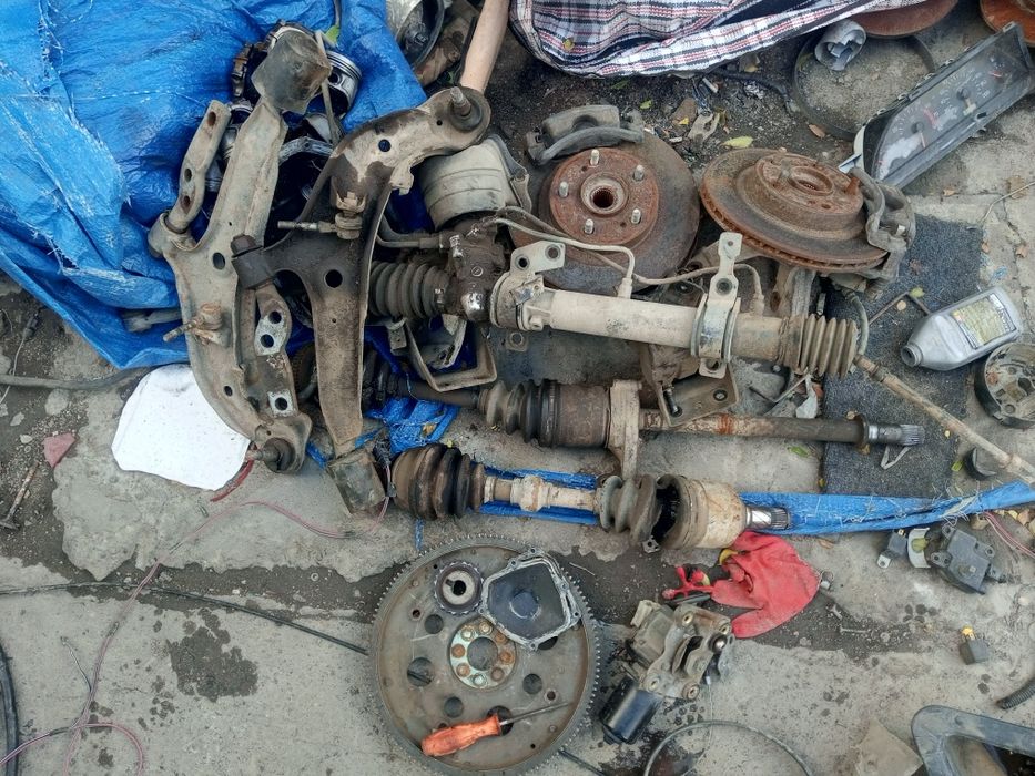 Запчасти на Ниссан Цефиро а32