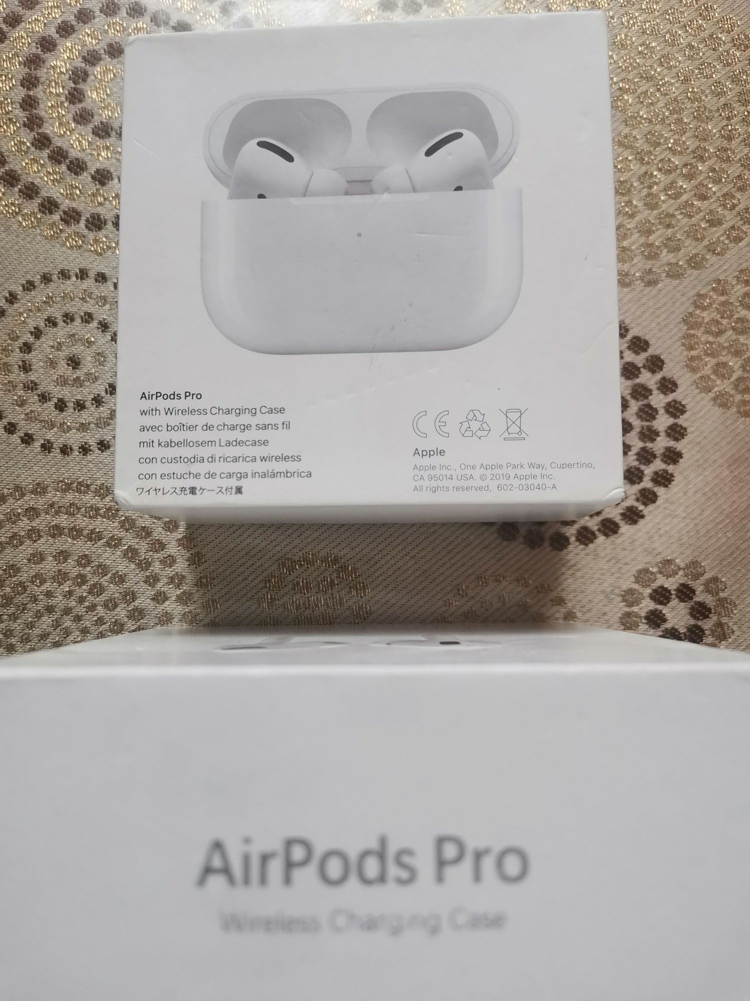 Airpods один раз б, у