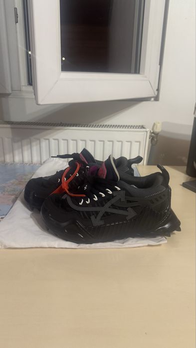 Off-White ODSY Black