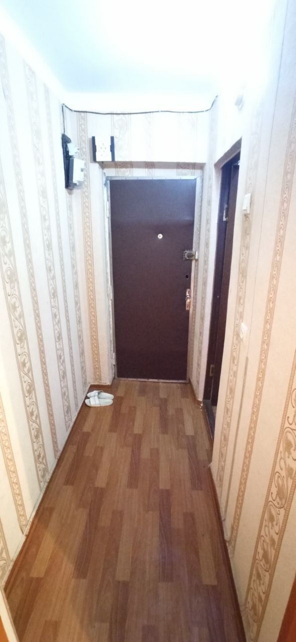 Метро Хамза 3.3.4, с балконом 6х2 69м2