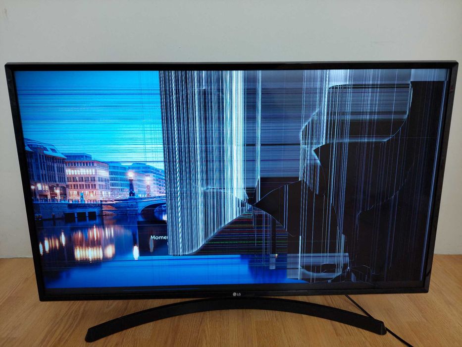 Televizor LED Smart LG, 108 cm, 43UK6470PLC, 4K Ultra HD,
Clasa A