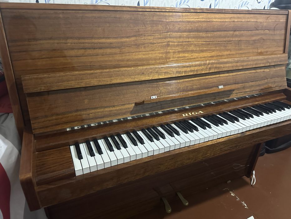 Pianina RIGA пианино