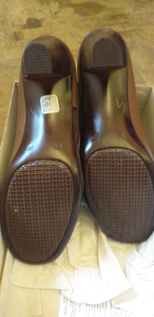 Pantofi românești piele