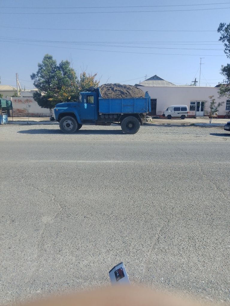 Zil 130 samosval