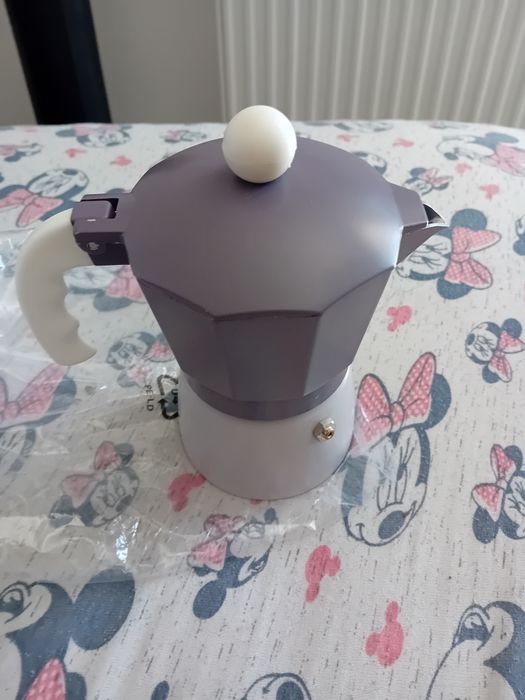 ₩ espressor cafea pentru aragaz nouă 3 cesti marca pantone