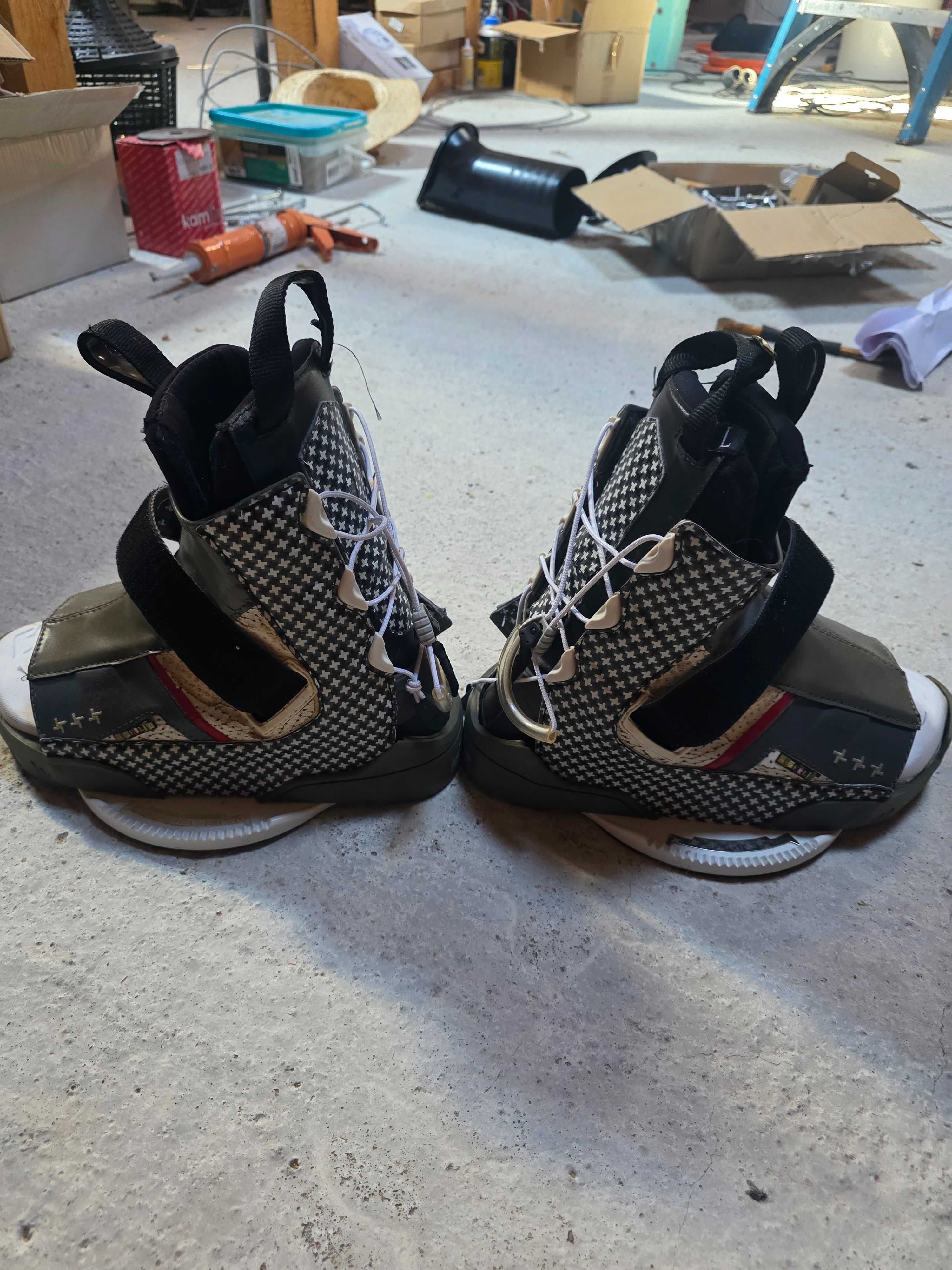 Wakeboard 141cm с ботуши