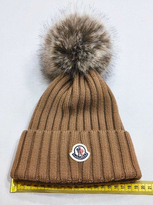 Шапка Moncler, зимна